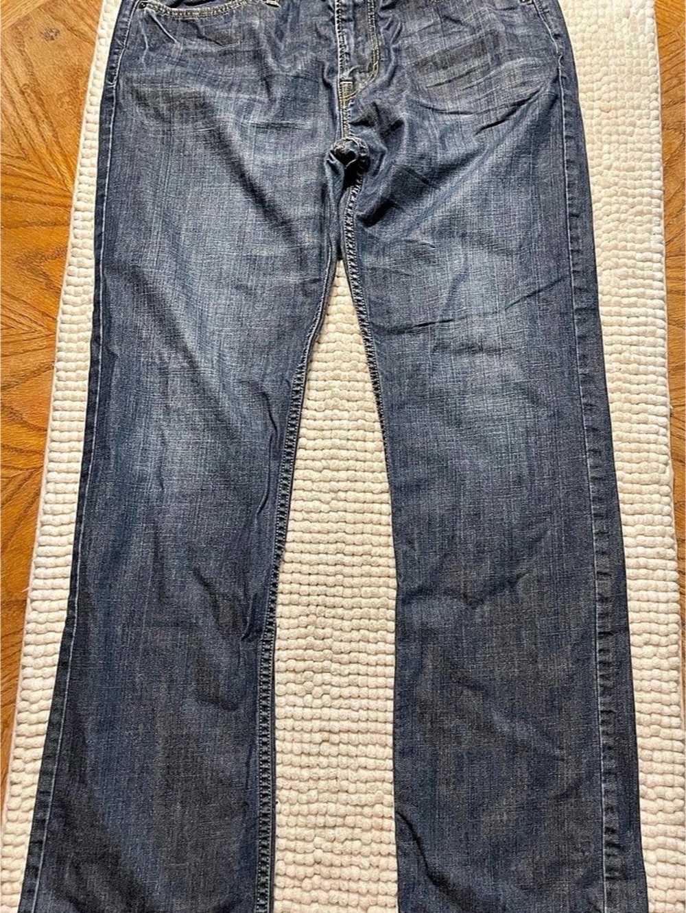 American Eagle Original Straight Leg Jeans Waist 32/32 in Blue